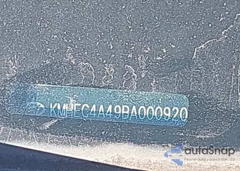 2011 Hyundai Sonata Hybrid z USA, uszkodzony, nr VIN KMHEC4A49BA000920